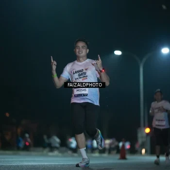 Runner Photo 7875226