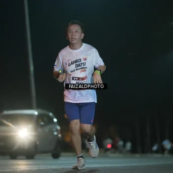 Runner Photo 7875236