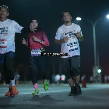 Runner Photo 7875292