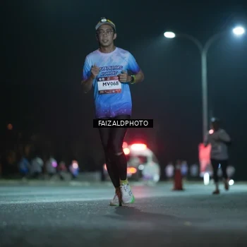 Runner Photo 7875294