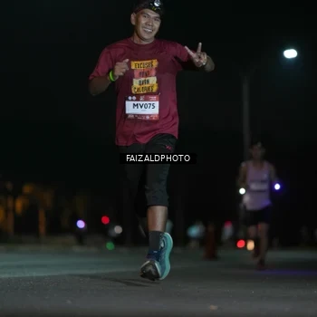 Runner Photo 7875330