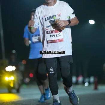 Runner Photo 7875335