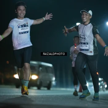 Runner Photo 7875383