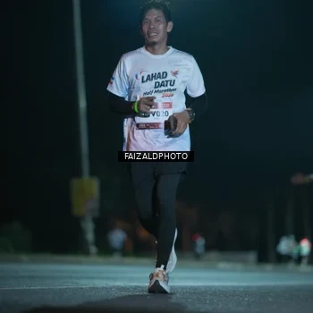 Runner Photo 7875396