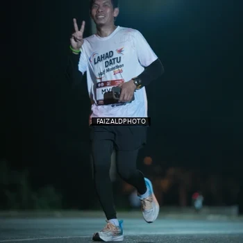 Runner Photo 7875398