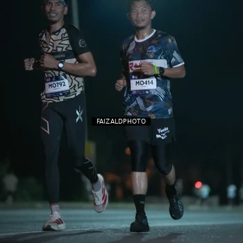 Runner Photo 7875400