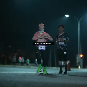Runner Photo 7875405