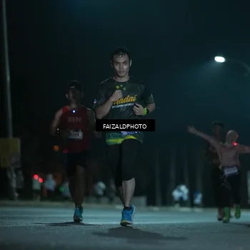 Runner Photo 7875412