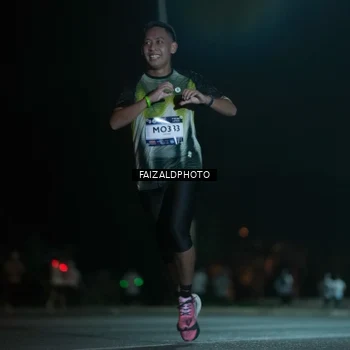 Runner Photo 7875416