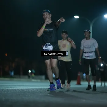 Runner Photo 7875443