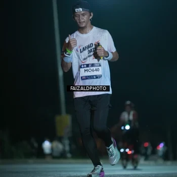 Runner Photo 7875457