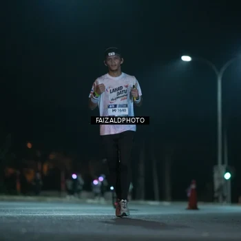 Runner Photo 7875463