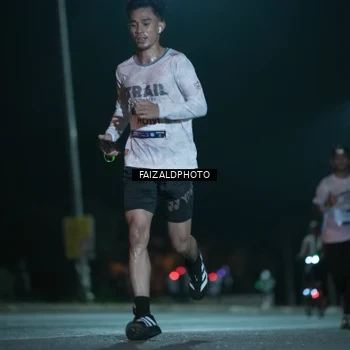 Runner Photo 7875467