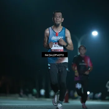 Runner Photo 7875471