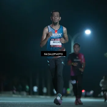 Runner Photo 7875474