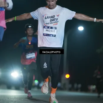 Runner Photo 7875478