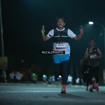 Runner Photo 7875492