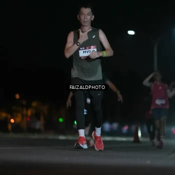 Runner Photo 7875493