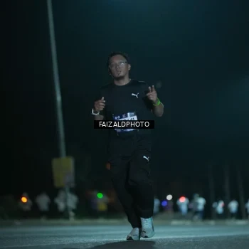 Runner Photo 7875494