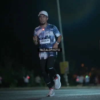 Runner Photo 7875502