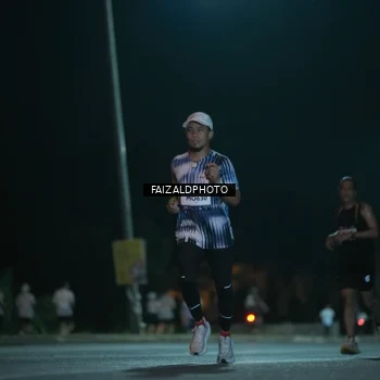 Runner Photo 7875509