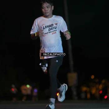 Runner Photo 7875510