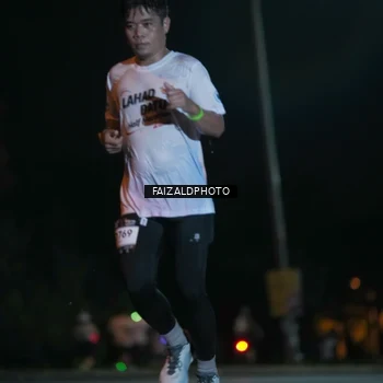 Runner Photo 7875513