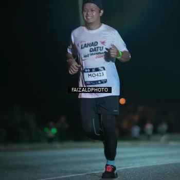 Runner Photo 7875542