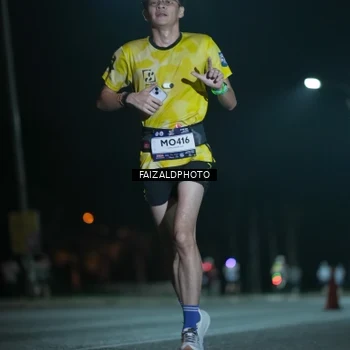 Runner Photo 7875547