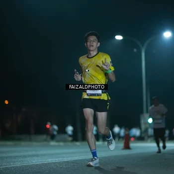 Runner Photo 7875552