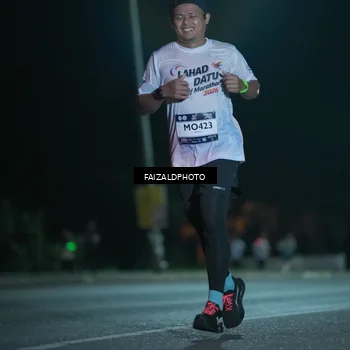 Runner Photo 7875557