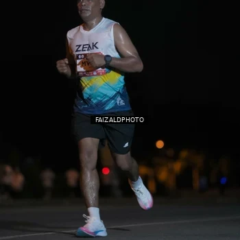 Runner Photo 7875572