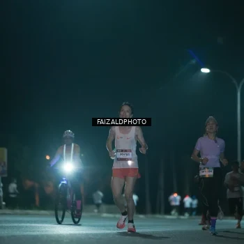 Runner Photo 7875601