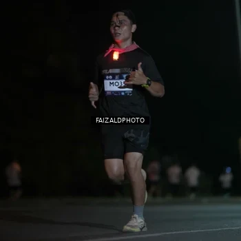 Runner Photo 7875605