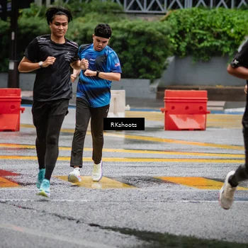 Runner Photo 7875633