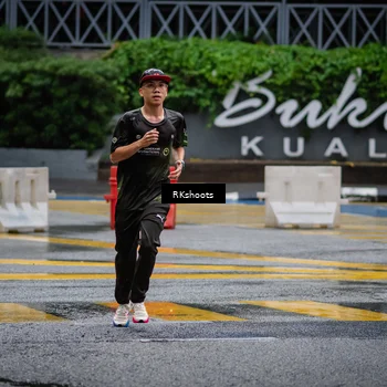 Runner Photo 7875634