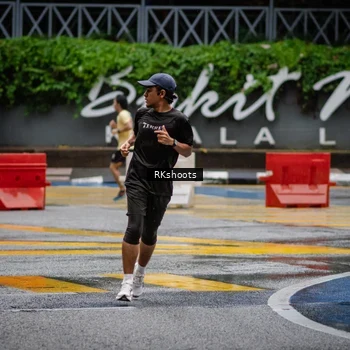 Runner Photo 7875653