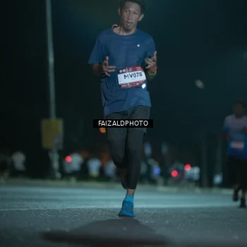 Runner Photo 7875664