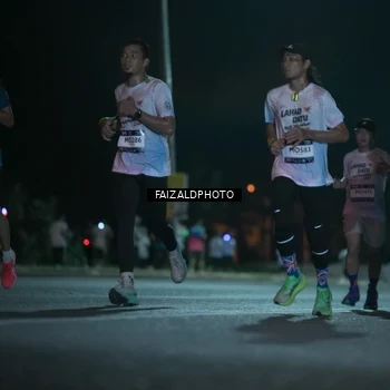 Runner Photo 7875680