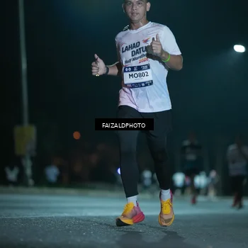 Runner Photo 7875688
