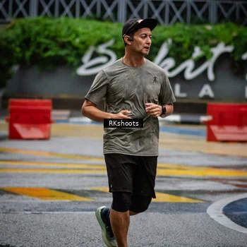 Runner Photo 7875700