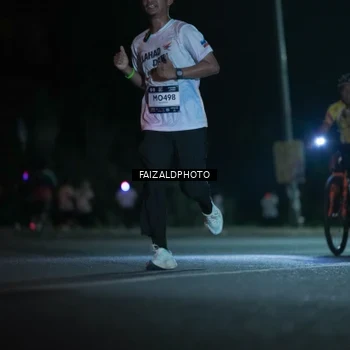 Runner Photo 7875701