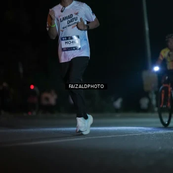 Runner Photo 7875702