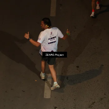 Runner Photo 7875718