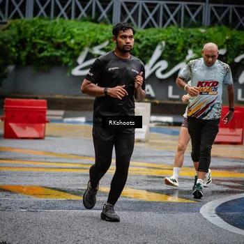 Runner Photo 7875745