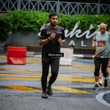 Runner Photo 7875746