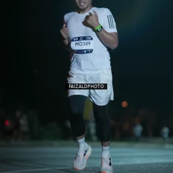 Runner Photo 7875748