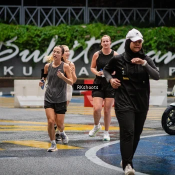 Runner Photo 7875772