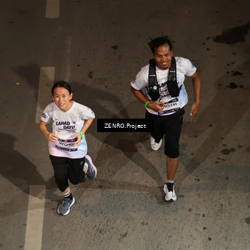 Runner Photo 7875774