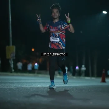 Runner Photo 7875782